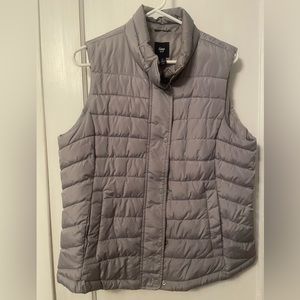 Women’s GAP Puffer Vest sz Lg grey, snap and zip front